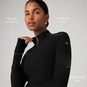 Women’s ALO 1/2 zip Rapid Pullover.  Black.  Size M.  New with tags.